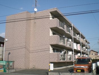 写真：浜松市中区早出町の3DK「ルミエール」