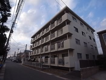 写真：【築27年】浜松市植松町の2LDK・3LDK「マンション寺田」