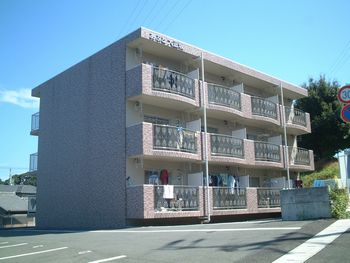 写真：【ネット無料＆30㎡超】浜松市中区和合の1K「あぷと大正坂」